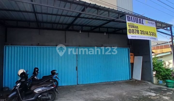 For Sale: Shophouse on Jl. A. Yani, Kartasura 2