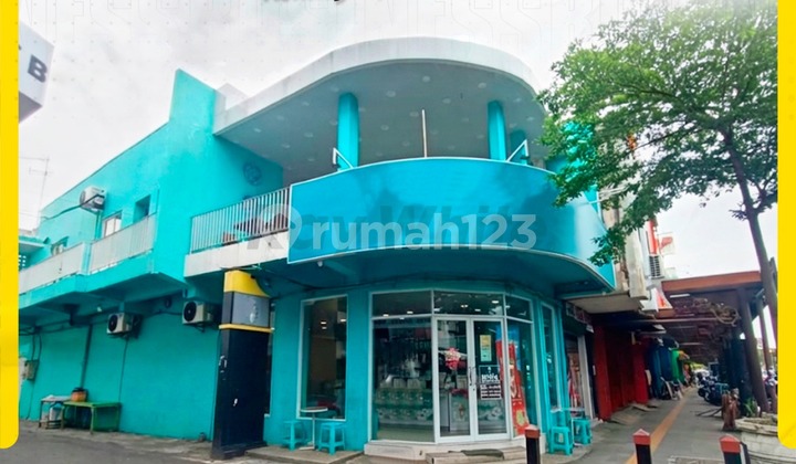 Di Jua Ruko di Kemlayan, Serengan