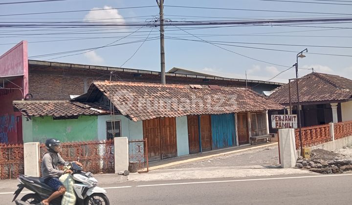 For Sale House on Jl. Solo-Yogya, Sawit 2