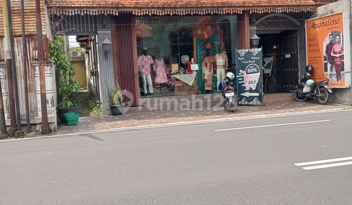 For Sale Shop House on Dr. Radjiman Street, Laweyan 2