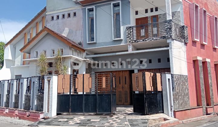 Disewakan Rumah di Sumber, Banjarsari 2