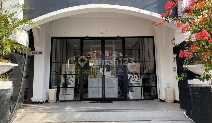 Ruko Taman Internasional Citraland surabaya 2.5 lantai  1