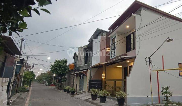 Rumah Baru 2 lantai Minimalis modern murah HGB 2