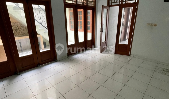 Rumah Babatan Pratama Wiyung 1.5Lantai 2