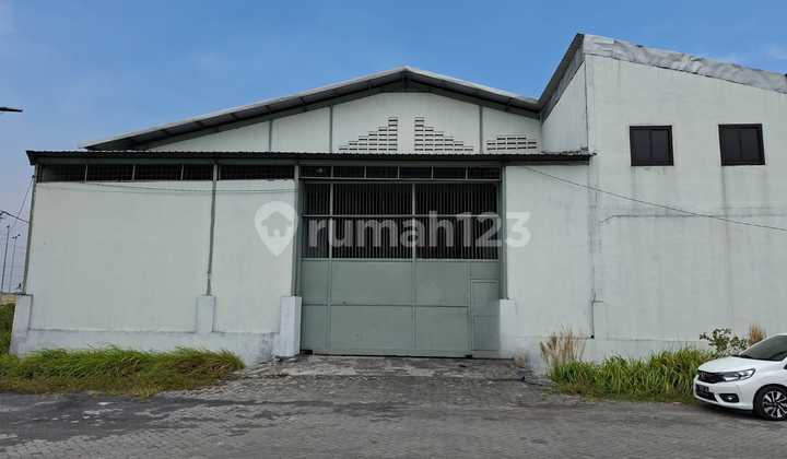 Ready-to-Use Benowo Warehouse, South Maspion Land Ready-to-Use Benowo Warehouse, South Maspion Land