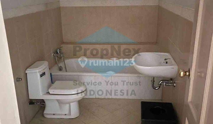 Rumah Royal Residence Terawat dan siap huni 2