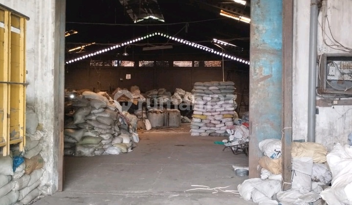 Plastic Factory Along Sidoarjo and Machine