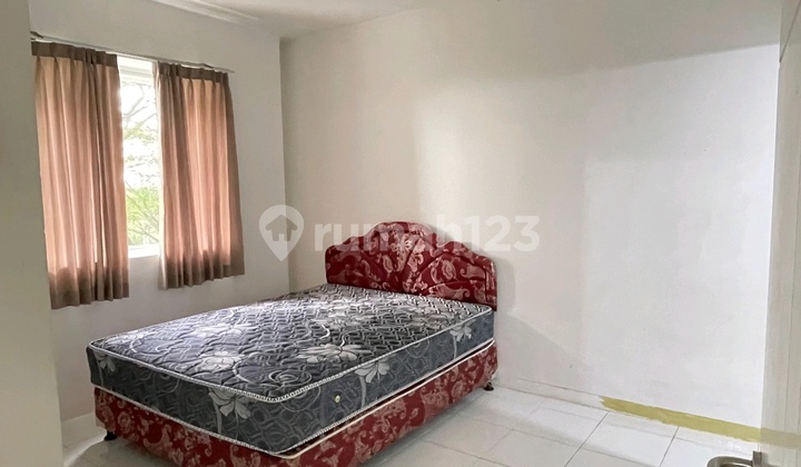 East Coast Apartment Pakuwon City Topaz Tower