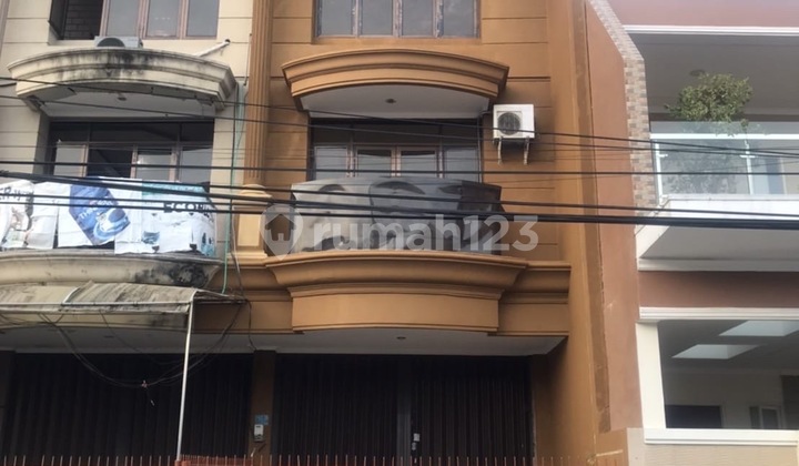 Mulyosari 3-Story Well-Maintained Shop House