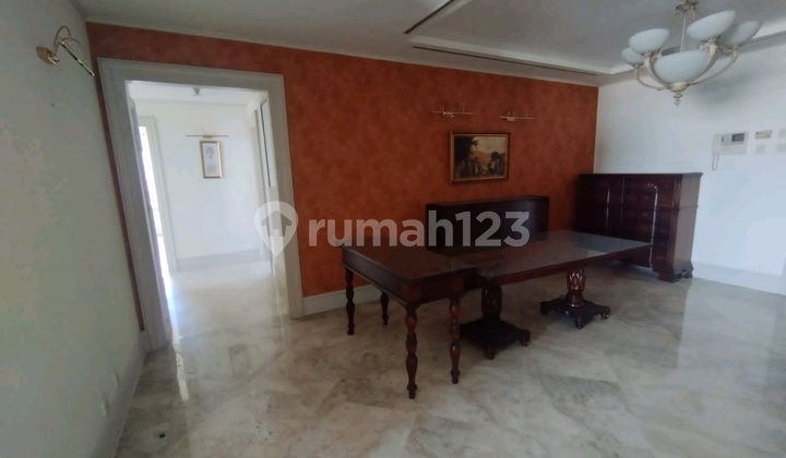 Puri Matahari Apartments Mayjend Sungkono 1