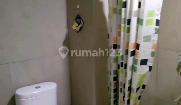 Denver University Ciputra Apartment 35th Floor