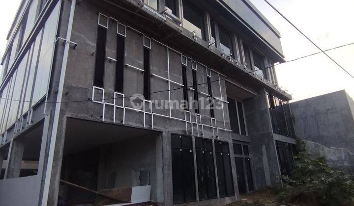 Bangunan Kantor Ketintang 3 Lantai Bagus 1