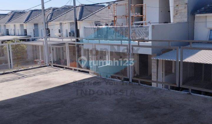 Rumah Balkon Pink Diamond 2 lantai waru juanda 2