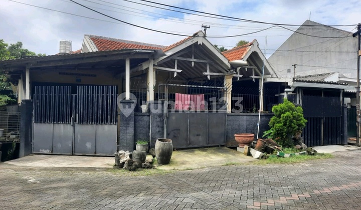 Rumah Tenggilis Utara 1.5Lantai SHM