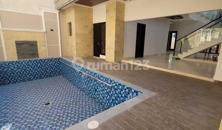 Rumah Waterfront Citraland With Pool Bagus 2