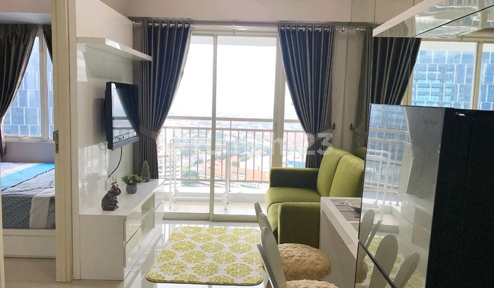 Apartemen Tanglin 2Br Lantai 26 Furnish