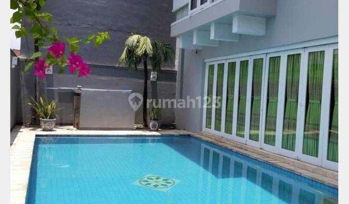 Dijual Villa Modern di Kuta dekat Trans Studio Mall Luas 3 are 2