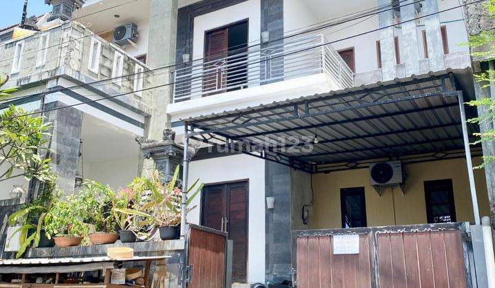 Rumah 2 Lantai Bagus Semi Furnished SHM di Benoa Badung 1