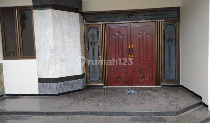 Dijual Rumah Mewah 2,5 Lantai di Mcd Gatsu Tengah Denpasar 2