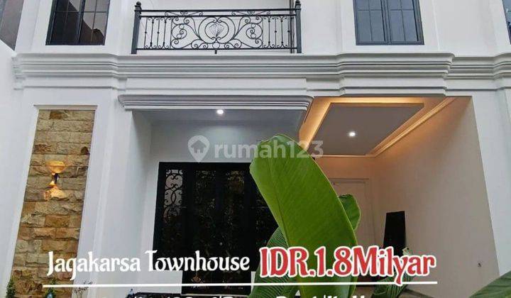 Rumah Murah  1.8m Jagakarsa . Lokasi Pinggir Jalan Raya Kebagusan  1