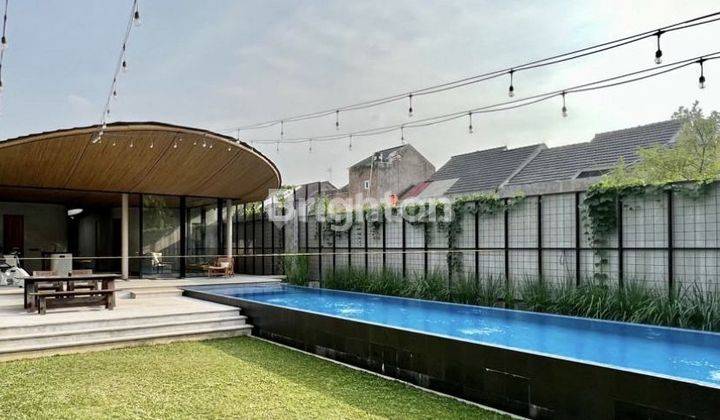 VILLA MEWAH, SIAP PAKAI, KONDISI BAGUS DAN MININ RENOV!! ADA KOLAM RENANG, ISTIMEWA 2