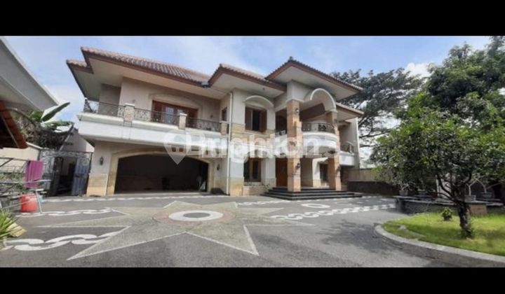 RUMAH MINIMALIS EROPA!! LOKASI ELITE DAN PREMIUM!! ROW JALAN 6 MOBIL PAPASAN! JALAN UTAMA, TIDAK BANJIR!! SUPER ISTIMEWA!! RUMAH MINIMALIS EROPA!! LOKASI ELITE DAN PREMIUM!! ROW JALAN 6 MOBIL PAPASAN! JALAN UTAMA, TIDAK BANJIR!! SUPER ISTIMEWA!!