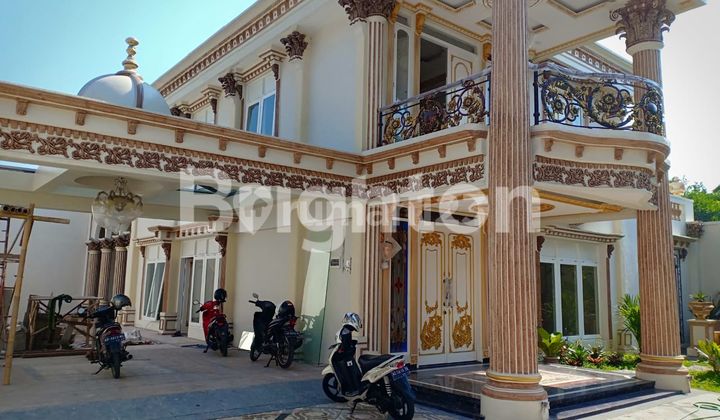 LANGKA!!! RUMAH MEWAH TENGAH KOTA!!! GAYA MEDITERANIA