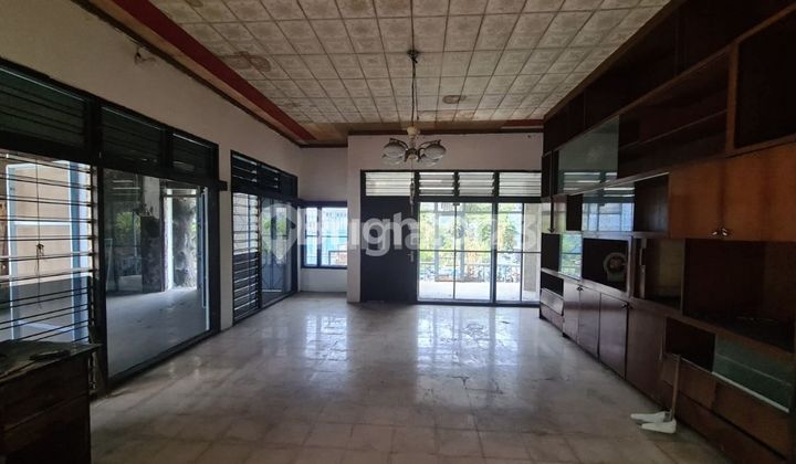 RUMAH HITUNG TANAH DI JALAN PATIMURA SOLO, POSISI STRATEGIS DI TENGAH KOTA!! DEKAT MALL PAKUWON SOLOBARU DAN THE PARK 2