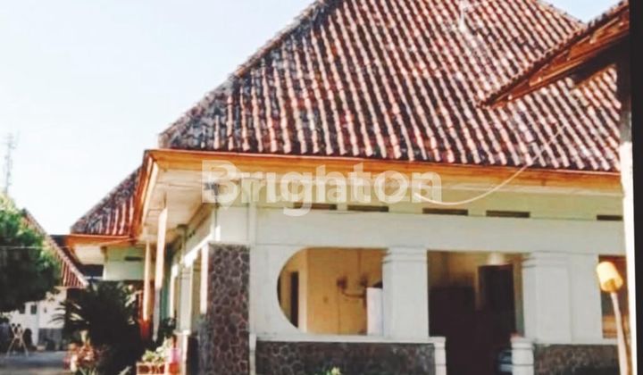 RUMAH BESAR & LUAS STRATEGIS PINGGIR JALAN RAYA DEKAT PASAR BEKONANG , MOJOLABAN , SUKOHARJO RUMAH BESAR & LUAS STRATEGIS PINGGIR JALAN RAYA DEKAT PASAR BEKONANG , MOJOLABAN , SUKOHARJO