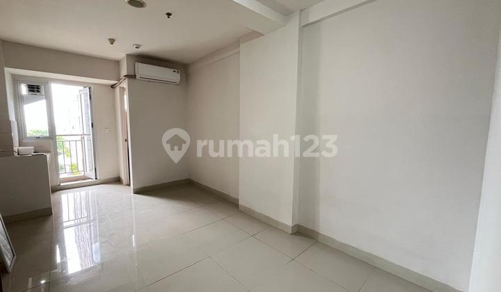 PRICE DROP FOR RENT OAK TOWER APARTMENT EAST JAKATRA CHEAP