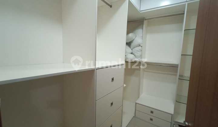 Turun Harga Disewakan Apartemen Oak Tower Jakarta Timur  2