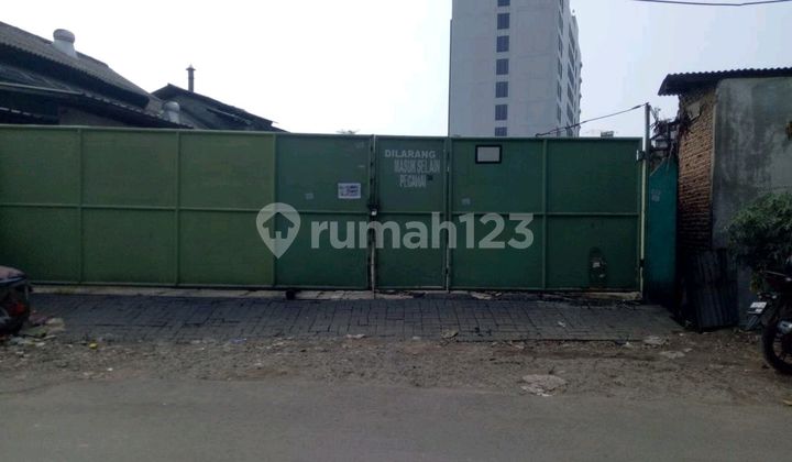 Full Fenced Land Near Airport, 2-Car Road Access Full Fenced Land Near Airport, 2-Car Road Access