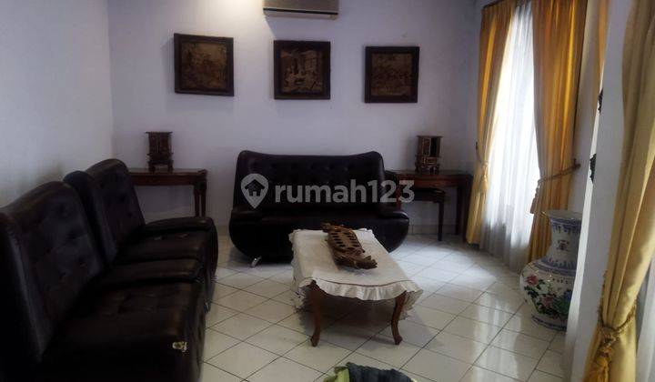 Rumah di Taman Beverly perum Lippo Cikarang