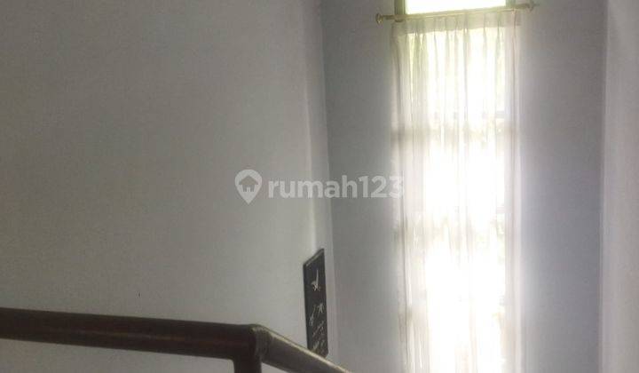 Rumah di Taman Beverly perum Lippo Cikarang