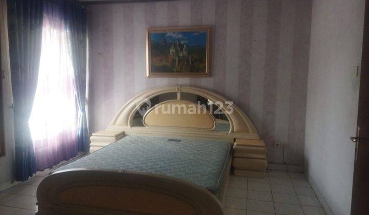 Rumah di Taman Beverly perum Lippo Cikarang