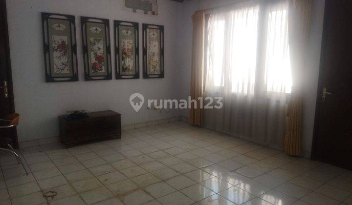Rumah di Taman Beverly perum Lippo Cikarang