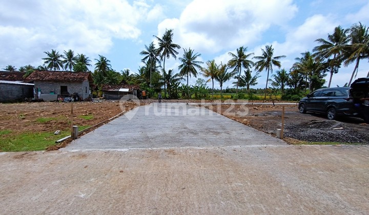 Alun-Alun Wates	5–7 menit, Jual Tanah  Murah Jogja