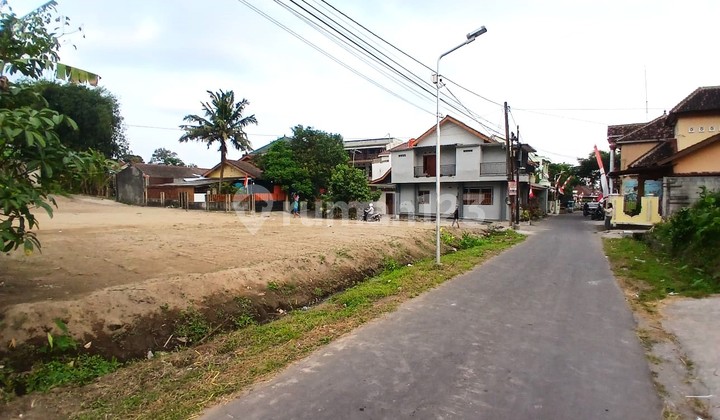 Jakal KM 10; Tanah Kavling di Lingkungan Kost Area Gentan Jakal KM 10; Tanah Kavling di Lingkungan Kost Area Gentan