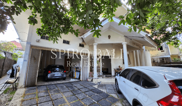 For sale, 2-storey luxury house on Mount Soputan, West Denpasar 1