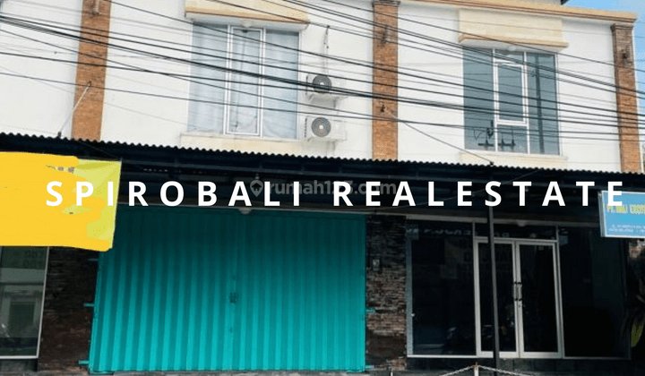 2-storey shophouse for sale in a strategic location in the tourist area in Jimbaran 1