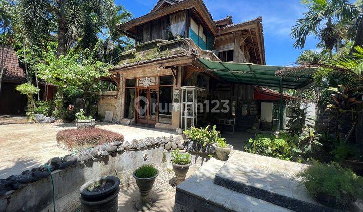 Di Jual Tanah Bonus Bangunan di Premium Area Petitenget Seminyak 1