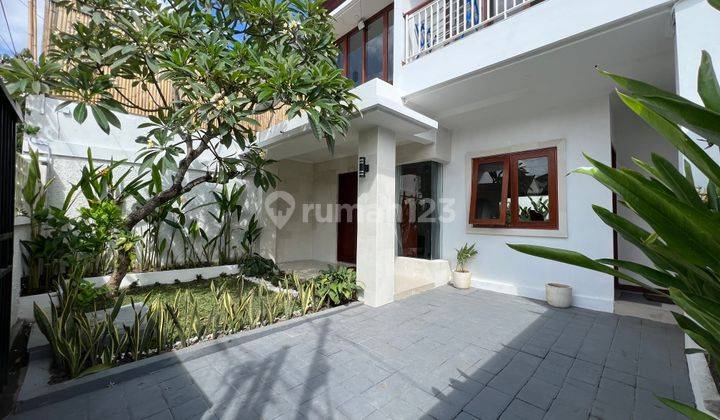 Newly Renovated Tropical 3 Bedrooms Villa with pool in Kerobokan  1