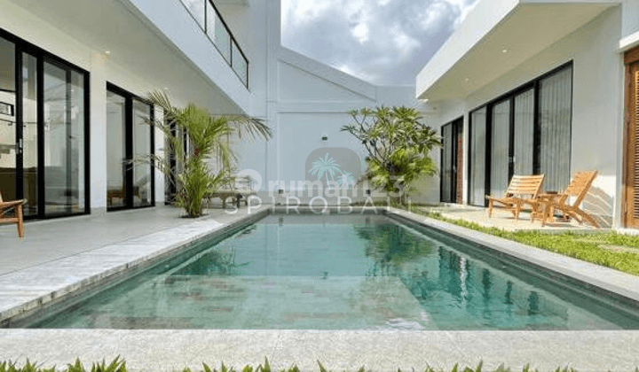 Leasehold 3 Bedrooms Luxury Villa In Legian Kuta 1