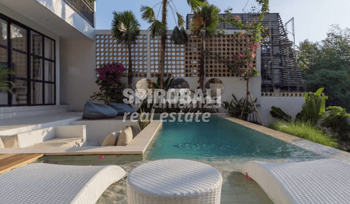 Monthly Rent Luxury 2 BR Furnished Villa In Buduk Canggu 1