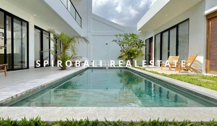 Leasehold 3 Bedrooms Luxury Villa In Legian Kuta 1