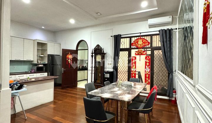 Rumah Disewakan di Walet Indah Pik Jakarta Utara