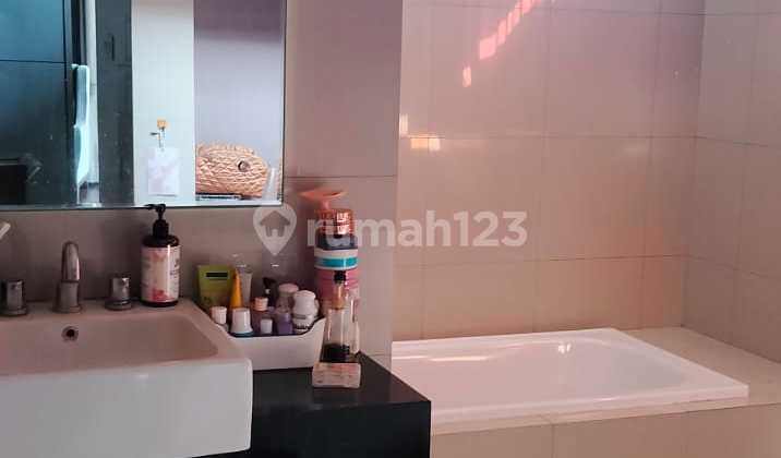 Rumah Bagus SHM di Bintaro, Tangerang Selatan 2