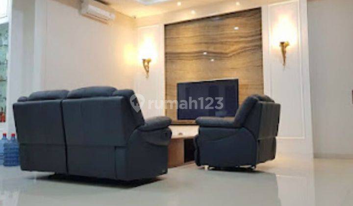 Rumah Mewah Siap Huni Furnished di Gading Serpong  2