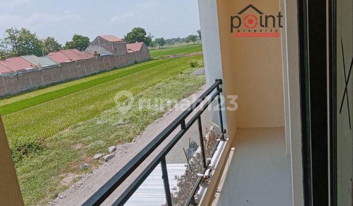 Rumah Dua Lantai Baru Gress 2 Lt Di Trosemi Gatak 2