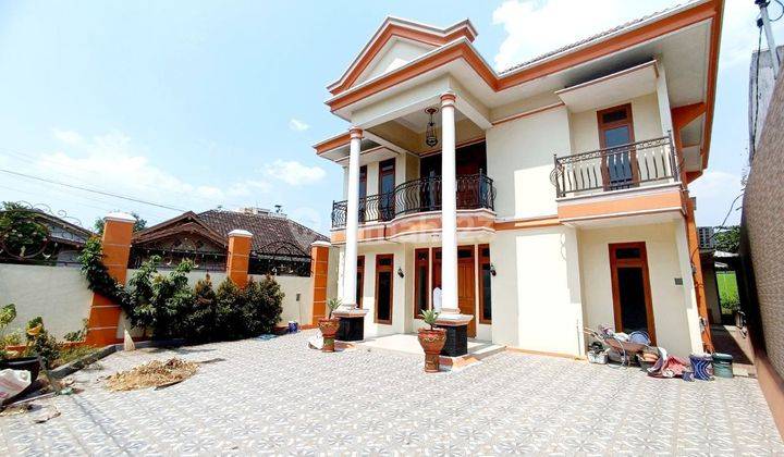 Rumah Mewah Baru 2 Lantai Kota Karanganyar 1